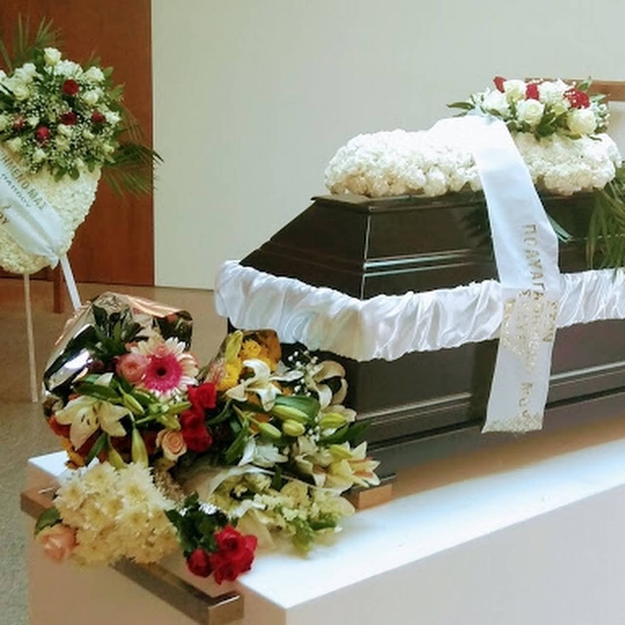 Βόλος – Απίστευτη απόπειρα απάτης σε γραφείο τελετών: «Ξεχάσαμε να σας πληρώσουμε για την κηδεία»