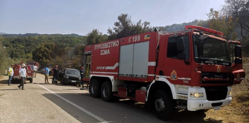 Οριοθετήθηκε η φωτιά στον Μαραθώνα - ΝΕΟΤΕΡΑ