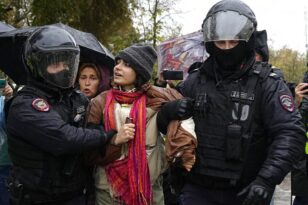 Ρωσία: Συγκρούσεις μεταξύ αστυνομικών και πολιτών - Εναντιώνονται στην επιστράτευση 