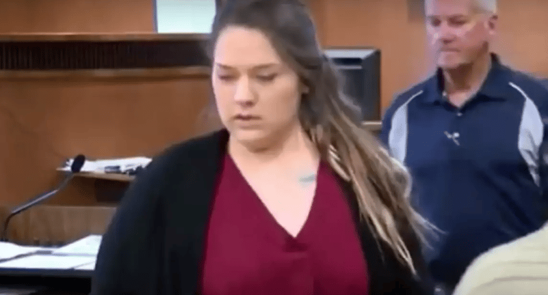 Τέξας: Άρχισε η δίκη της 29χρονης που δολοφόνησε έγκυο για να της πάρει το μωρό