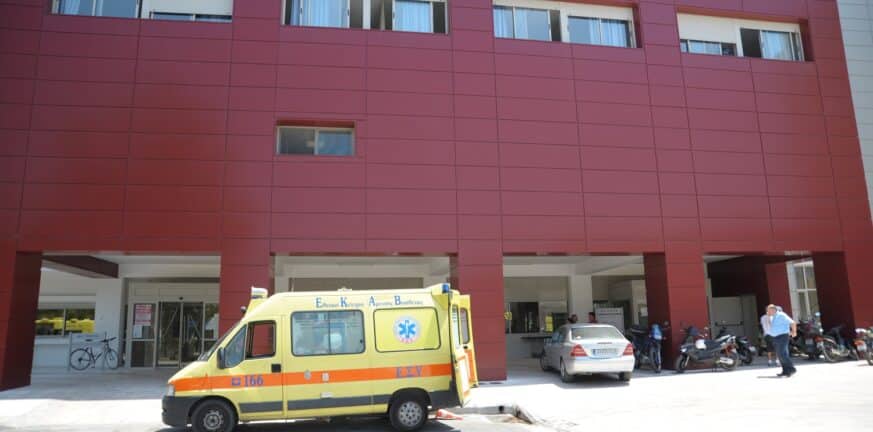Νοσοκομείο «Άγιος Ανδρέας»: Ξέσπασε κύμα συμπαράστασης στη νοσηλεύτρια