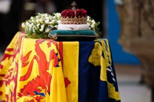 Βασίλισσα Ελισάβετ: Γιατί θα σφραγιστεί η διαθήκη της - Θα φυλαχθεί σε χρηματοκιβώτιο για τουλάχιστον 90 χρόνια