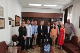Πάτρα: Ο Εμπορικός Σύλλογος συναντήθηκε με τον βουλευτή του ΠΑΣΟΚ Γιώργο Αρβανιτίδη