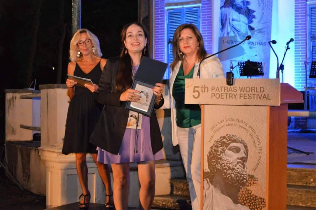 Μεγάλη κερδισμένη η Πάτρα από το Διεθνές Φεστιβάλ Ποίησης - ΦΩΤΟ