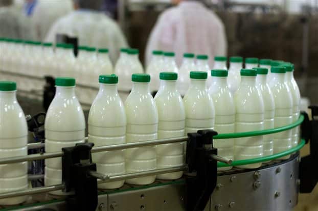 «Λευκός χρυσός» γίνεται το γάλα - Είδος πολυτελείας με την αύξηση να φτάνει το 30%