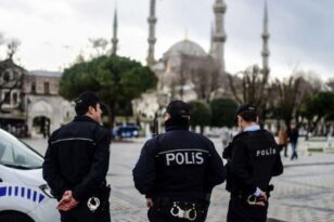 Τουρκία: Έκρηξη βόμβας - Νεκροί ένας αστυνομικός και δύο γυναίκες καμικάζι