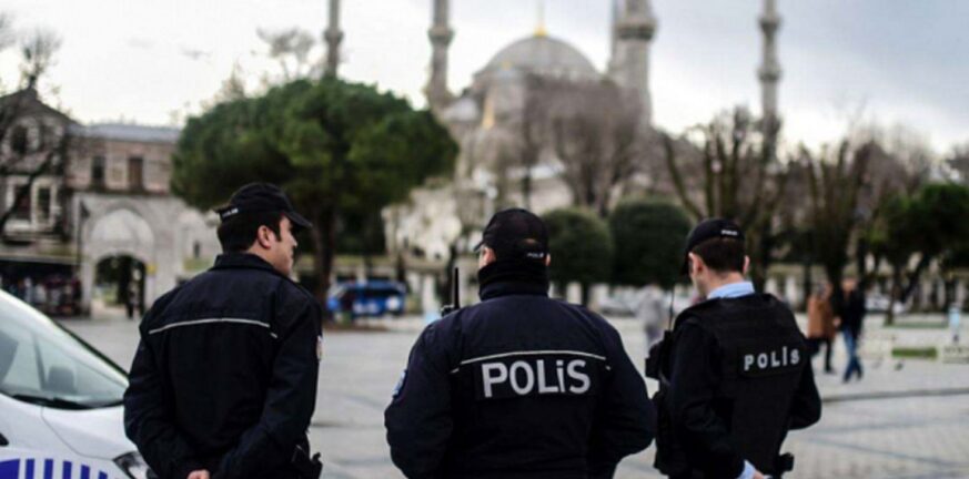 Τουρκία: Έκρηξη βόμβας - Νεκροί ένας αστυνομικός και δύο γυναίκες καμικάζι