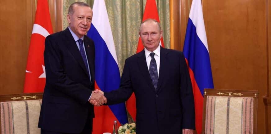 Πούτιν - Ερντογάν: «Μαζί» σαν δύο καλοί φίλοι στη σύνοδο της Σαγκάης