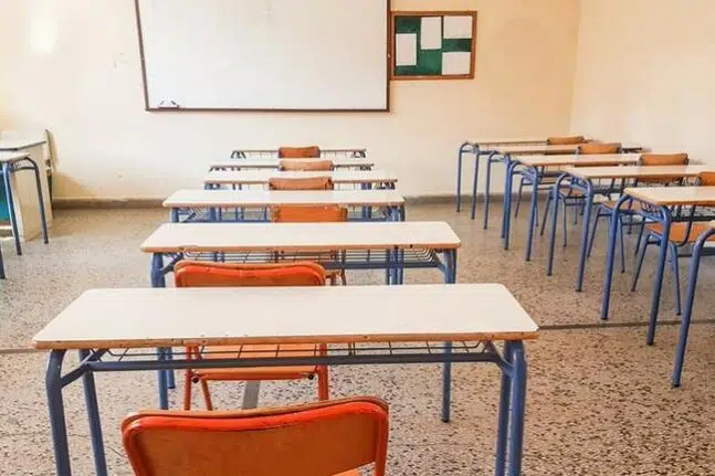 Θα ανοίξουν κανονικά τα σχολεία μετά τις γιορτές; Τι λέει η υπουργός Παιδείας
