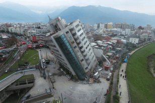 Ταϊβάν: Συγκλονιστικές εικόνες από τον σεισμό – Κατέρρευσαν δρόμοι και κτίρια – Ισχυροί μετασεισμοί ΒΙΝΤΕΟ