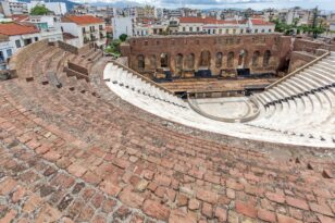 Πάτρα: Προσλήψεις για την διαμόρφωση περιβάλλοντος χώρου του Ρωμαϊκού Ωδείου - Μέχρι πότε η προθεσμία