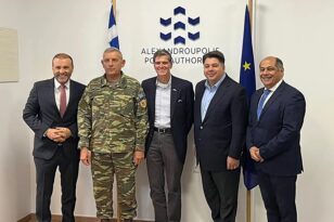 Στο λιμάνι της Αλεξανδρούπολης ο Τζορτζ Τσούνης: «Ζωτικός ο ρόλος του στη διασφάλιση της νότιας πτέρυγας του ΝΑΤΟ»