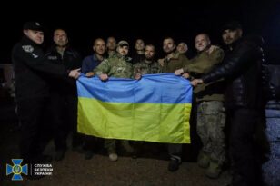 Πόλεμος στην Ουκρανία - Ανταλλαγή αιχμαλώτων: Η Ρωσία έδωσε μαχητές του Azovstal για να πάρει φίλο του Πούτιν
