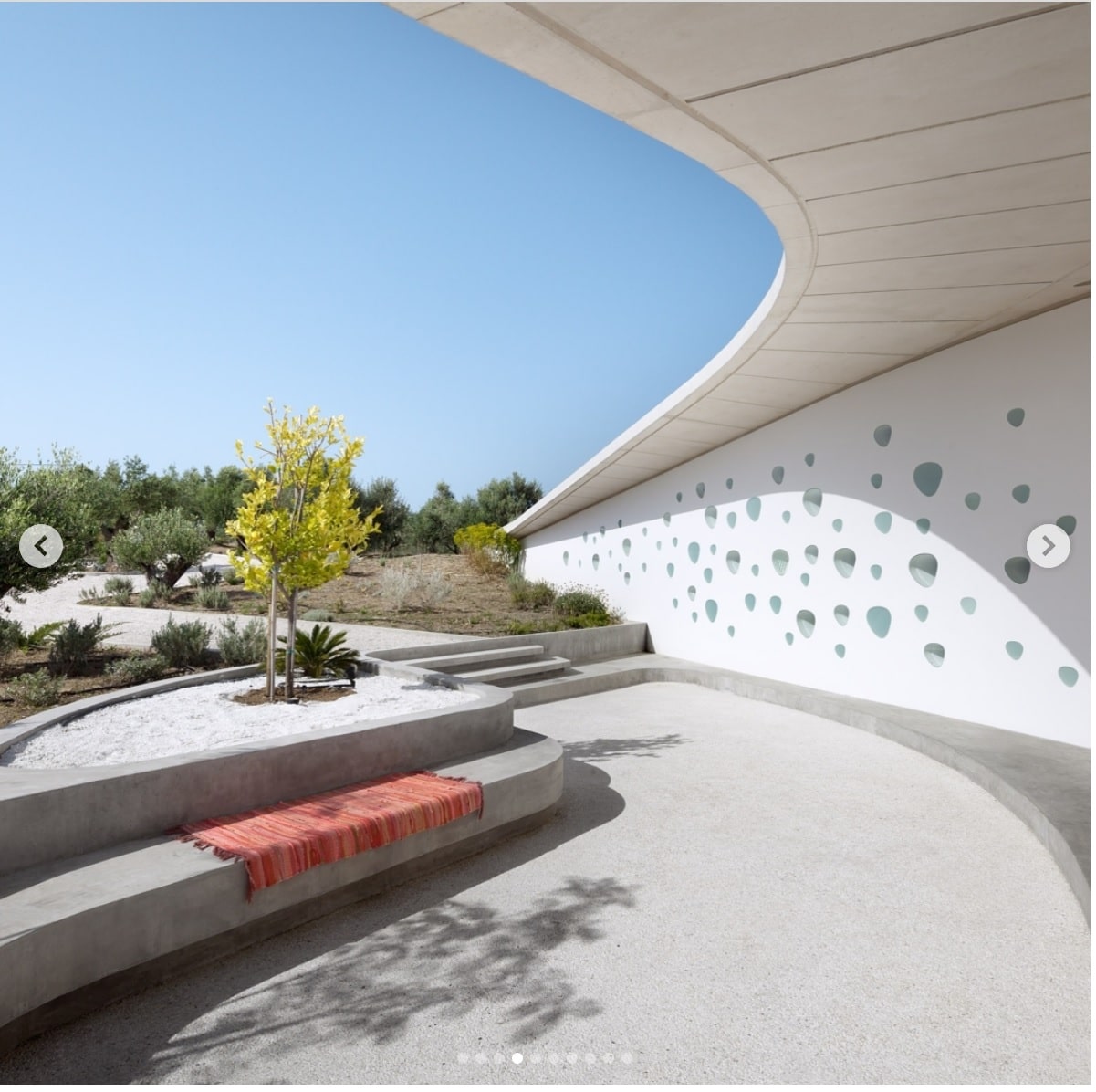Βίλα Ypsilon: Το σπίτι με την ιδιαίτερη αρχιτεκτονική και το βραβείο (pics + video)