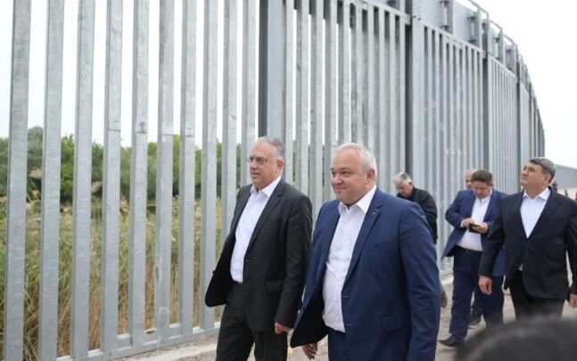 Επίσκεψη Θεοδωρικάκου με τον υπουργό Εσωτερικών της Βουλγαρίας στον φράχτη του Έβρου