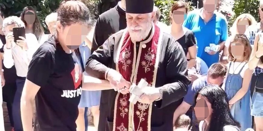 Δεκάδες Αχαιοί στους Αγίους Ισιδώρους - Χιλιάδες τα «χτυπήματα» στο βίντεο με το «θαύμα» σε νεαρή από την Πάτρα