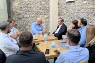 Συνάντηση ΣΚΕΑΝΑ - Αρβανιτίδη για θέματα της εστίασης