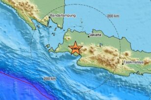 Ινδονησία: Σεισμική δόνηση 5,5 βαθμών έπληξε την Ιάβα
