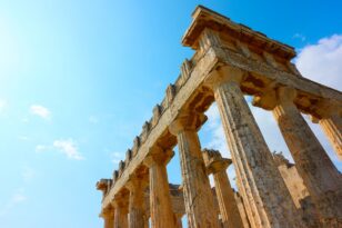 Economist: H Ελλάδα χώρα της χρονιάς για το 2023 – Μητσοτάκης: Αναγνώριση των προσπαθειών του ελληνικού λαού