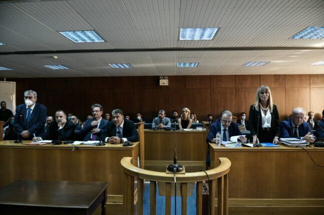 Ειδικό δικαστήριο - Τηλεοπτικές άδειες: Η απάντηση Καλογρίτσα στην πρόθεση Παππά για μήνυση