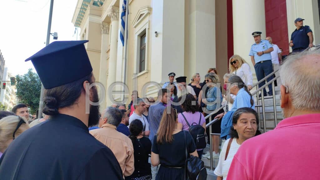 Πάτρα: Σε οκτώ μήνες με αναστολή καταδικάστηκε ο π. Αναστάσιος Γκοτσόπουλος ΦΩΤΟ - ΒΙΝΤΕΟ