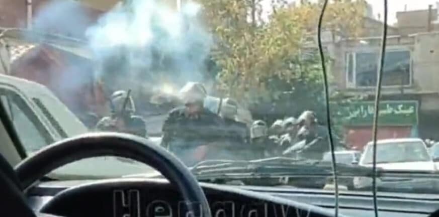 Ιράν: Δυνάμεις ασφαλείας πυροβολούν κατά διαδηλωτών σε κουρδικές πόλεις - BINTEO