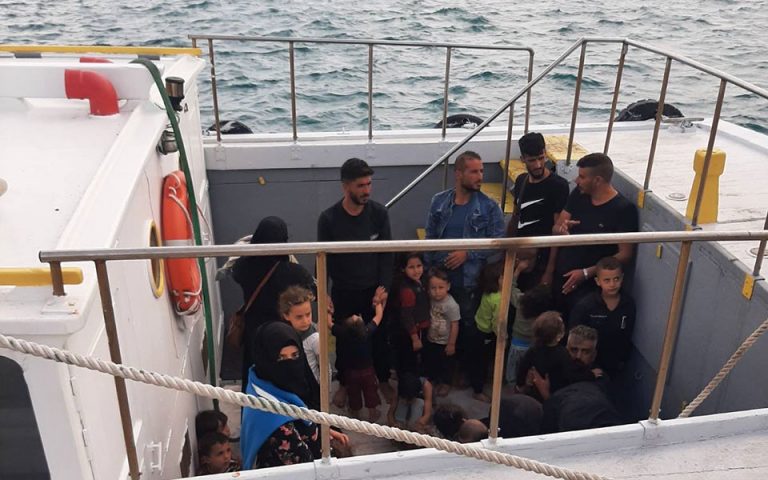Στο λιμάνι της Ηγουμενίτσας οι μετανάστες που διασώθηκαν στην Κεφαλονιά