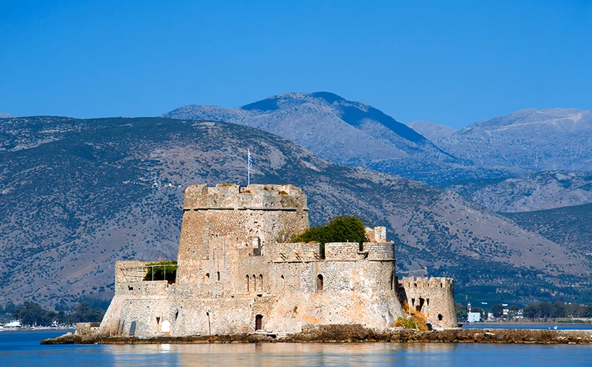 Μπούρτζι: Το δημοφιλές αξιοθέατο στο Ναύπλιο, όπου φυλακίστηκε ο Κολοκοτρώνης - ΦΩΤΟ