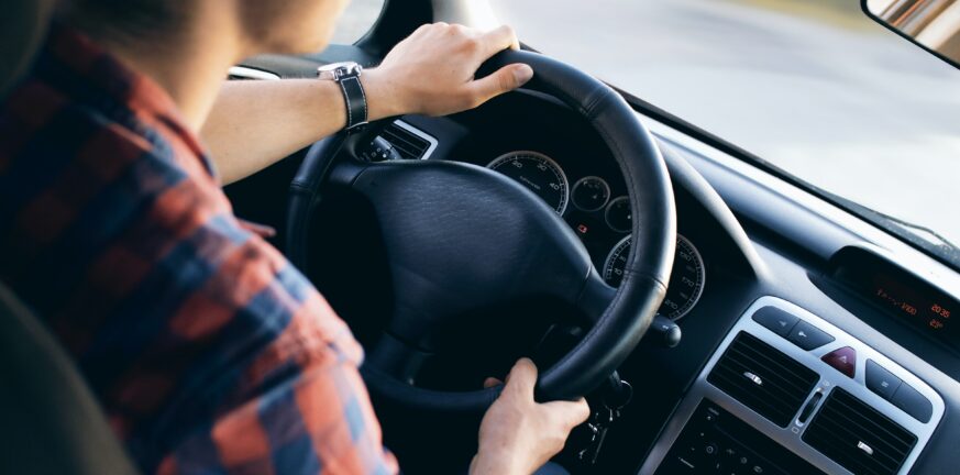 Κόπωση και υπνηλία οι βασικές αιτίες τροχαίων ατυχημάτων για τους οδηγούς 35-44 ετών