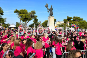 Pink the city 2022: Η Πάτρα «βάφτηκε» ροζ - Κοσμοπλημμύρα στα Ψηλά Αλώνια - Μετά από δύο χρόνια ο Μεγάλος Περίπατος - ΦΩΤΟ - ΒΙΝΤΕΟ