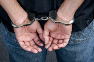 Συνελήφθησαν δυο άτομα για τους πυροβολισμούς τα ξημερώματα στο Περιστέρι