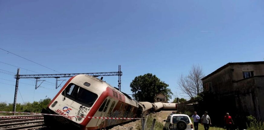 Τιθορέα - Καθυστερήσεις και τεράστια ταλαιπωρία επιβατών μετά τον εκτροχιασμό τρένου