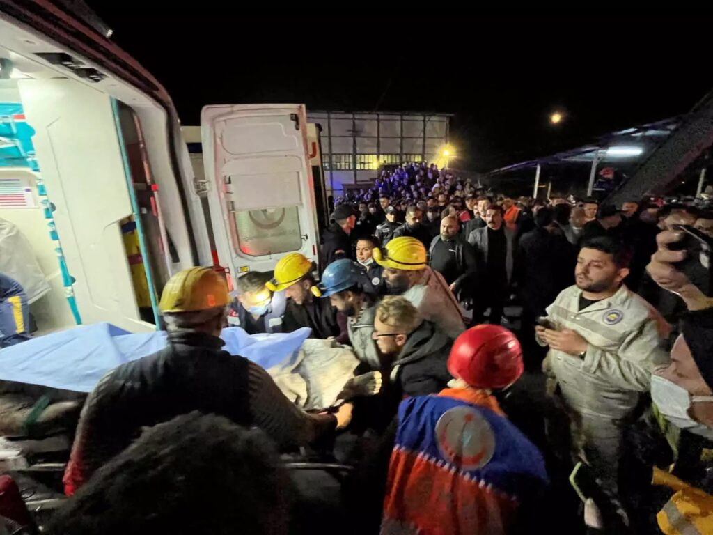 Τραγωδία στην Τουρκία: Στους 25 έφτασαν οι νεκροί από την έκρηξη στο ορυχείο - ΦΩΤΟ ΒΙΝΤΕΟ