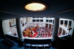 Βουλή: Σήμερα η ολοκλήρωση της συζήτησης για το εργασιακό νομοσχεδίο