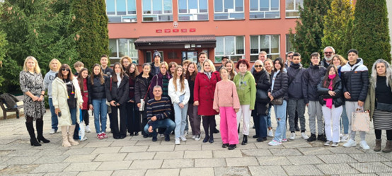 Στην Πολωνία το 1ο ΓΕΛ Αιγίου στο πλαίσιο του προγράμματος ERASMUS+ «Active Learning Academy»
