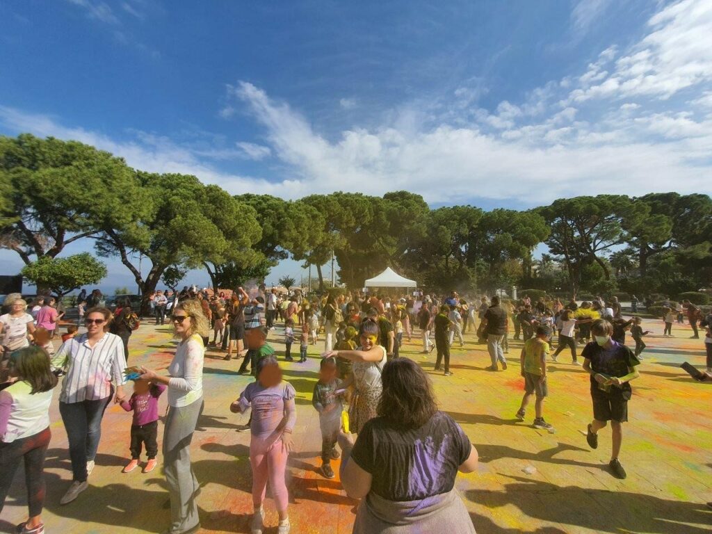 Αίγιο: Κέφι και διασκέδαση στο πρώτο Φεστιβάλ Χρωμάτων - Επόμενος σταθμός η Πάτρα