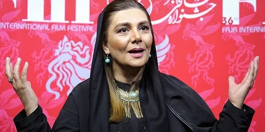 Τεχεράνη: Συνελήφθη διάσημη ιρανή ηθοποιός επειδή αφαίρεσε τη μαντίλα της σε βίντεο που ανάρτησε δημόσια