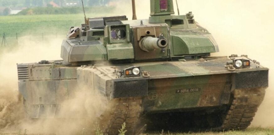 Γαλλία: Μεταφέρει άρματα μάχης στη Ρουμανία