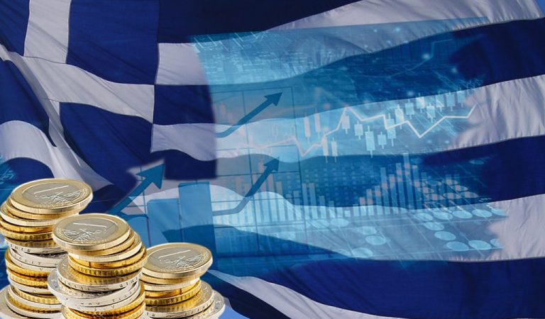 Credit Bloomberg for the performance of the Greek economy