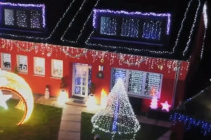 Που βρίσκεται το πιο «φωτεινό» χριστουγεννιάτικο σπίτι - Έχει 40.000 λαμπάκια παρά... την ενεργειακή κρίση