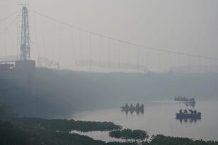 Σε επικίνδυνα επίπεδα η ατμοσφαιρική ρύπανση στην Ινδία – Ζητούν να κλείσουν τα σχολεία