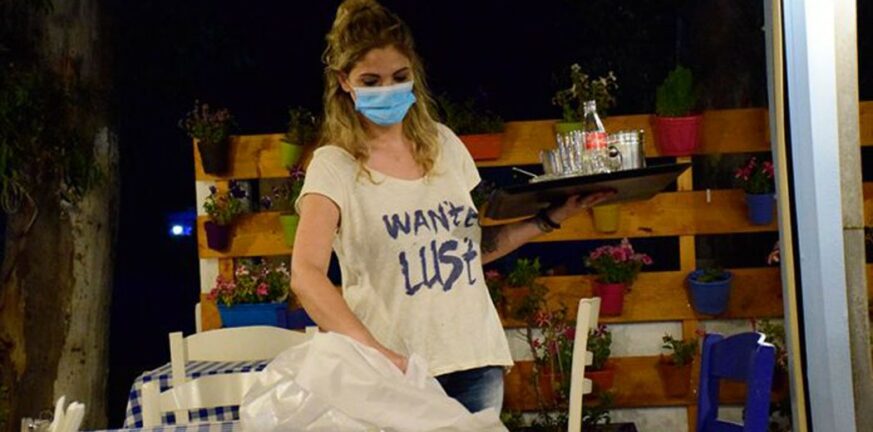 Κορονοϊός: «Καμπανάκι» Παγώνη για κρούσματα - «Ο κόσμος πρέπει να φοράει μάσκα»