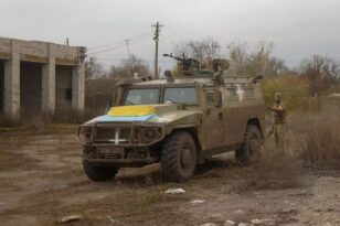 Πόλεμος στην Ουκρανία: Γαλλία και ΗΠΑ στέλνουν τεθωρακισμένα - Το ευχαριστώ του Ζελένσκι