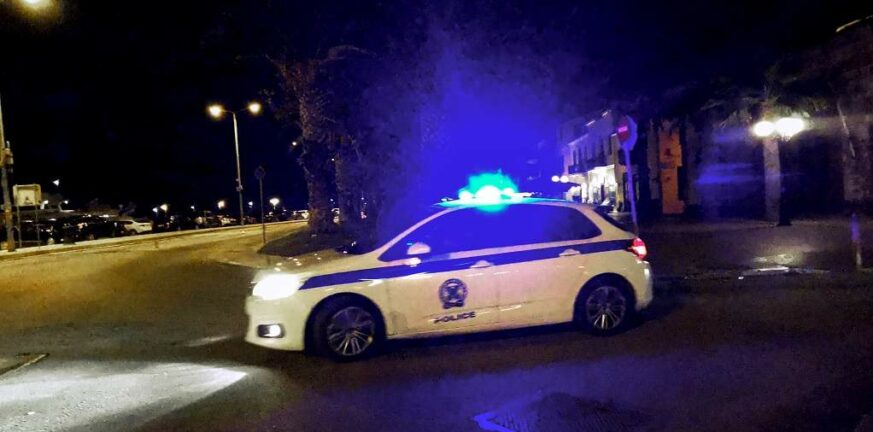 Θεσσαλονίκη: Γέφυρα σωτηρίας από αστυνομικούς για 6χρονο που πνιγόταν - ΒΙΝΤΕΟ