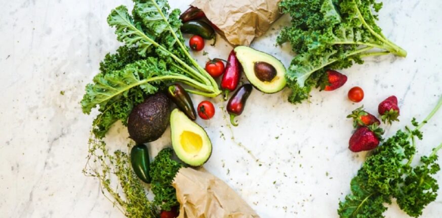 Το νέο superfood είναι το λάχανο- Πώς θα το εντάξεις στη διατροφή σου για να κάνει θαύματα