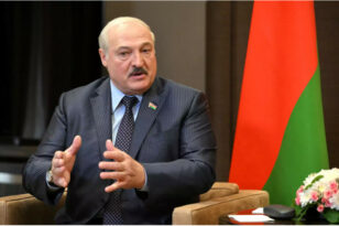 Λευκορωσία: Ο Λουκασένκο χλευάζει την αποχώρηση των McDonald’s - «Και εμείς ξέρουμε να κόβουμε ψωμί»