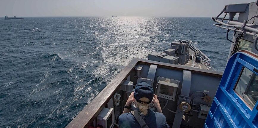 Νότια Σινική Θάλασσα: Δηλώσεις της Κίνας για απώθηση καταδρομικού των ΗΠΑ που «παρεισέφρησε παράνομα»