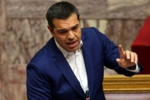 Βουλή: Τσίπρας για τα μέτρα στήριξης των συγγενών θυμάτων και των πληγέντων στα Τέμπη