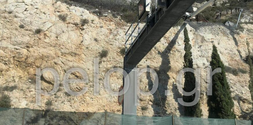 Πτώση βράχων στην Αθηνών – Κορίνθου: Μπαίνουν συρματοπλέγματα στην Κακιά Σκάλα - Παρέμβαση Εισαγγελέα - ΦΩΤΟ