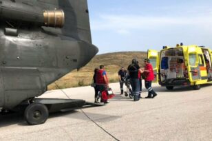 Ηράκλειο: Αεροδιακομιδή 3χρονου αγοριού από την Σαντορίνη στο ΠΑΓΝΗ
